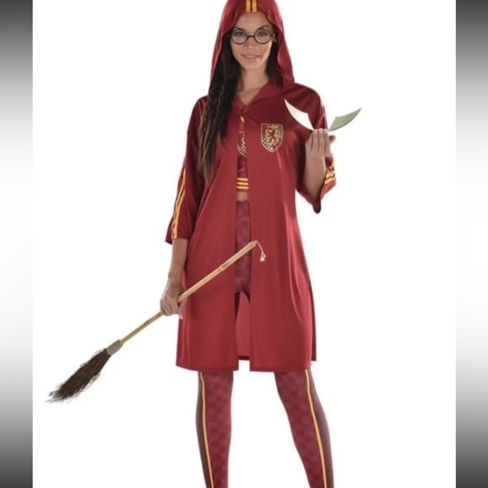 Quidditch Gryffindor Costume brand new!